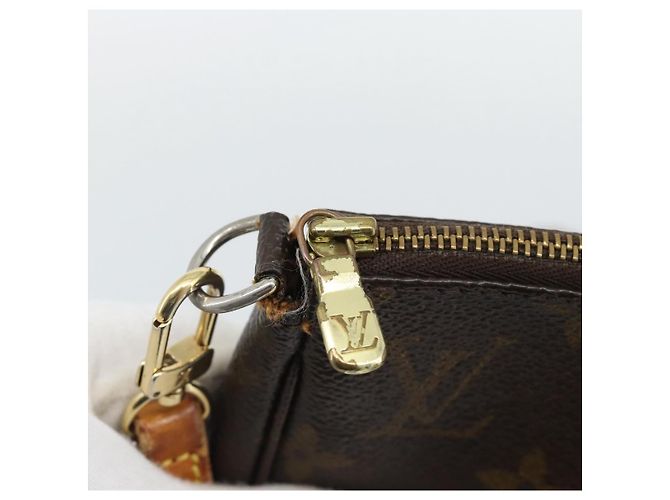LOUIS VUITTON Monogram Pochette Accessoires Pochette M51980 LV Auth bs36314 Monogramma - vista 10