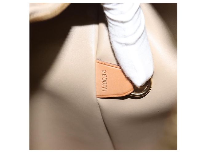 LOUIS VUITTON Borsa Monogram Vernis Houston Beige M91004 LV Auth ka5342 - vista 12
