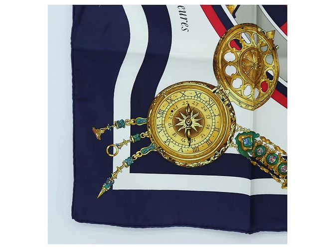Hermès HERMES Carré 90 Sciarpa in seta "la ronde des heures" Navy White Auth ki6727M Bianco Blu navy - vista 8