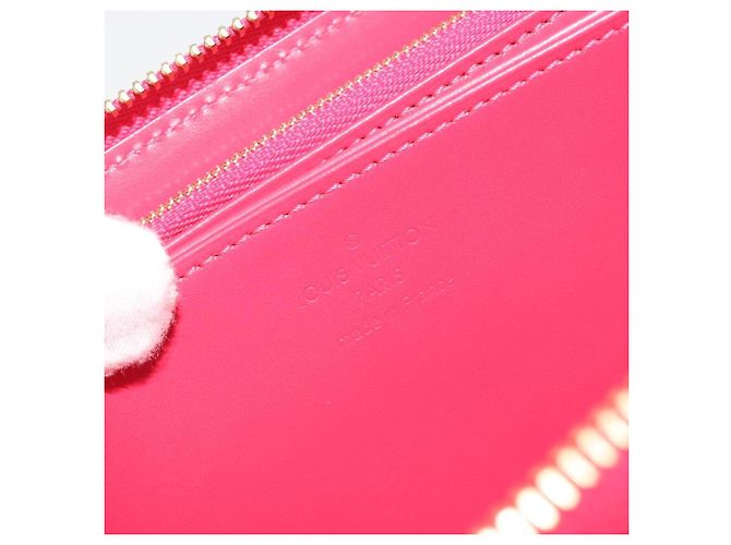 LOUIS VUITTON Vernis Zippy Long Wallet Valentine's Day 2022 M81154 Auth 188500M Rosa - vista 9