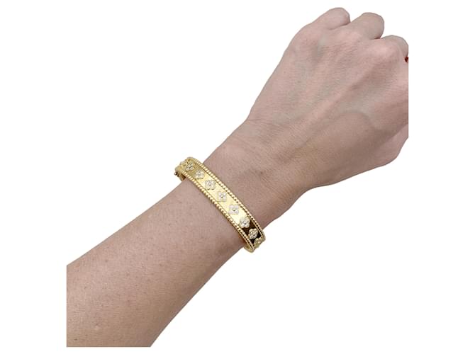 Bracciale Van Cleef & Arpels, "Perlée Trèfles", oro giallo e diamanti. - vista 5