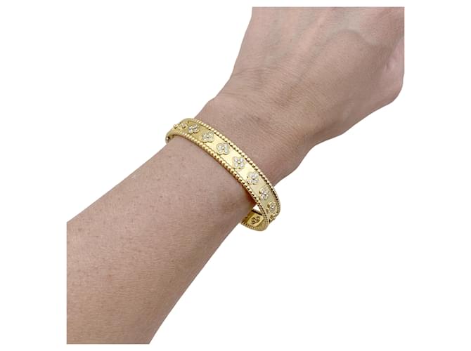 Bracciale Van Cleef & Arpels, "Perlée Trèfles", oro giallo e diamanti. - vista 6