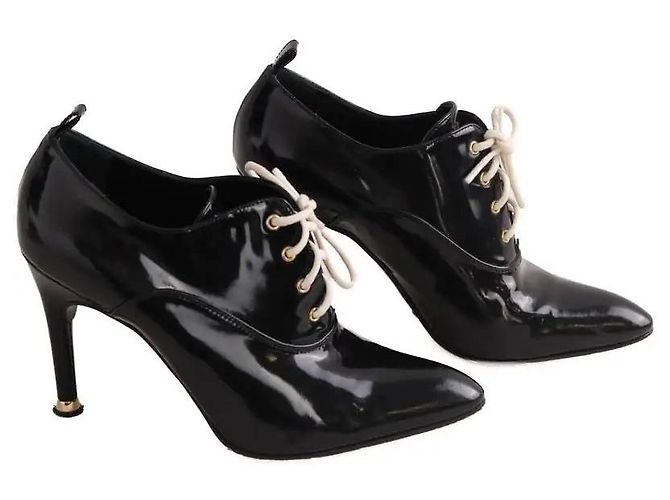 Botas Louis Vuitton de charol negro Talla 40 - vista 3