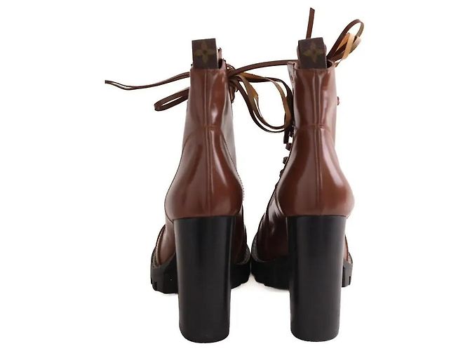 Stivaletti con lacci in pelle marrone Louis Vuitton - vista 2