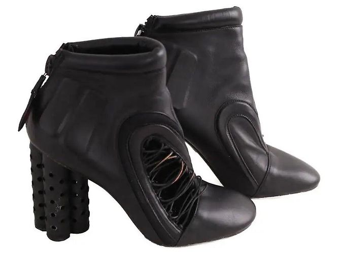 Louis Vuitton Schwarze Stiefel - Ansicht 3