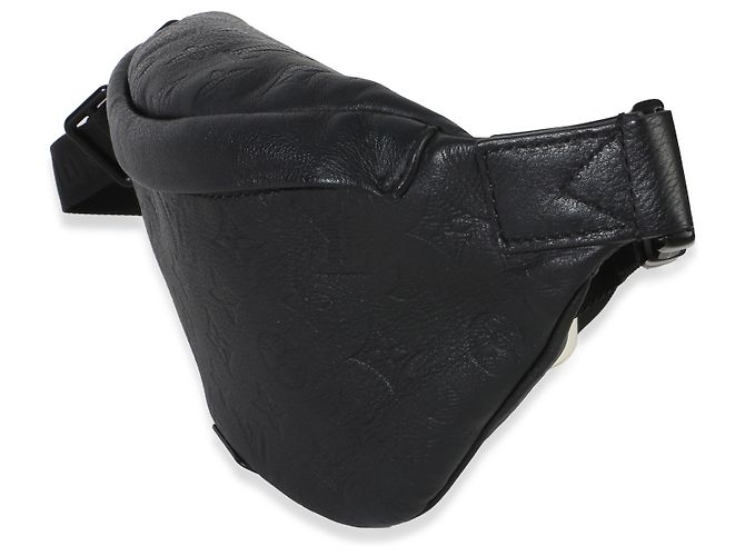 Bumbag Discovery Black Monogram Shadow Louis Vuitton Nero - vista 3