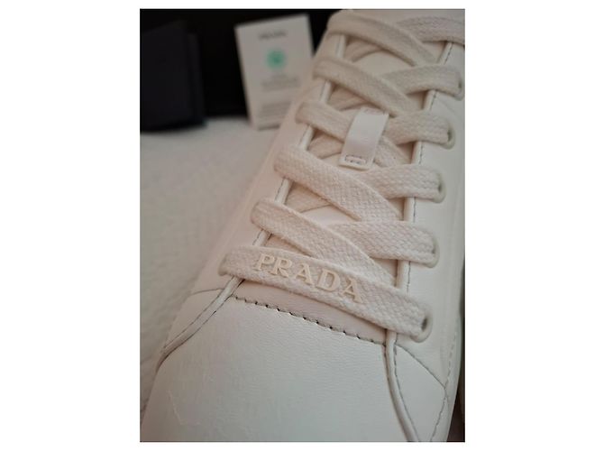 Prada Re-Edition Nappa Leder Sneaker Weiß - Ansicht 4