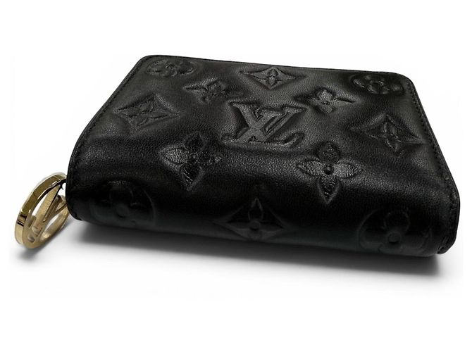 Coussin Louis Vuitton Bi-Fold Wallet aus schwarzem Lammleder - Ansicht 4