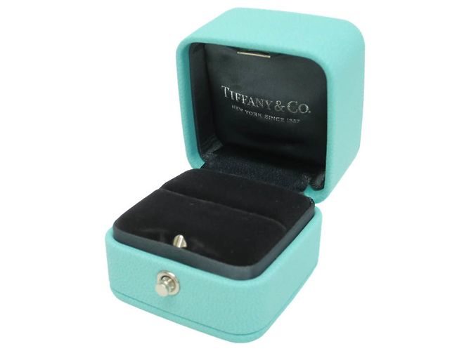 Tiffany & Co Anello Tiffany T Wire con Diamante in Oro Giallo 18K D'oro - vista 10