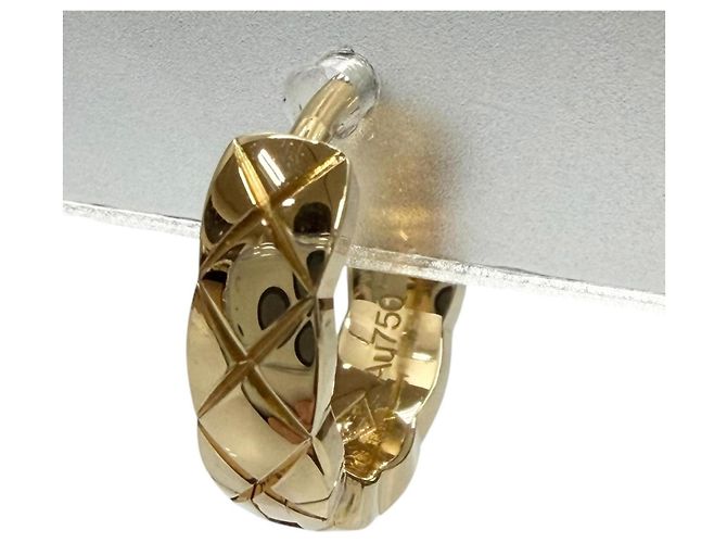 Orecchini a lobo Chanel Coco Crush in oro giallo 18K D'oro - vista 2