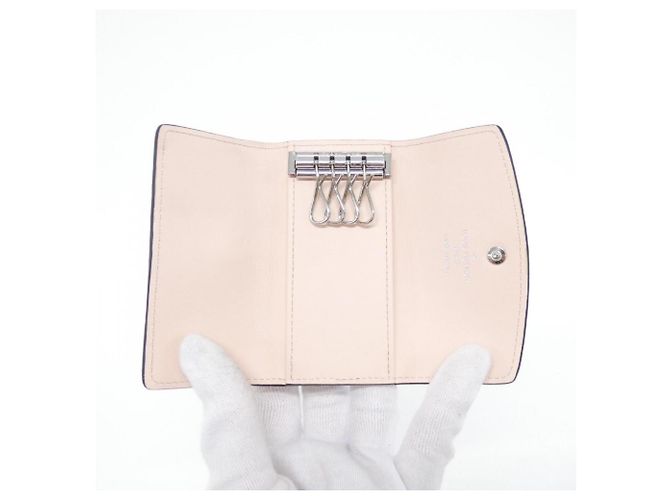 Louis Vuitton Mahina Multicles M82760 Portachiavi Rosa - vista 4