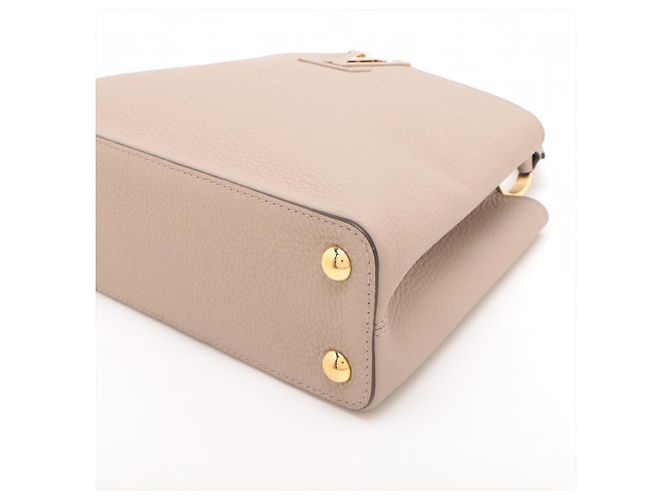 Louis Vuitton Borsa Capucines BB Taurillon Leather Beige - vista 7