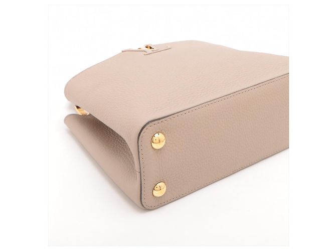 Louis Vuitton Borsa Capucines BB Taurillon Leather Beige - vista 8