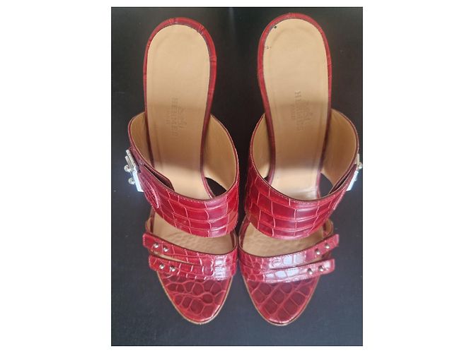 Mule Hermès pelle di alligatore Rosso - vista 10
