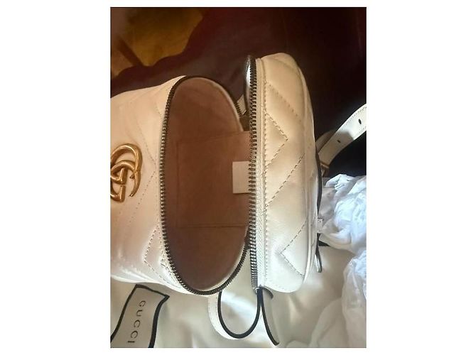 Mochila Gucci Marmont em couro branco acolchoado - vista 5