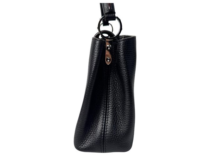 Borsa a tracolla Louis Vuitton Capucines BB Nero - vista 5