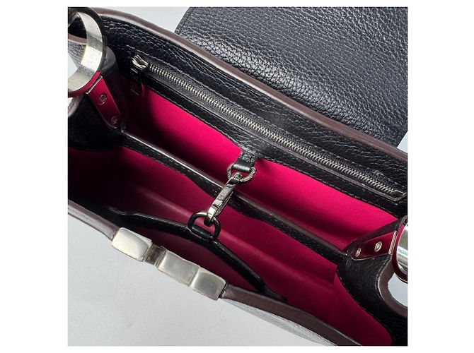 Borsa a tracolla Louis Vuitton Capucines BB Nero - vista 8