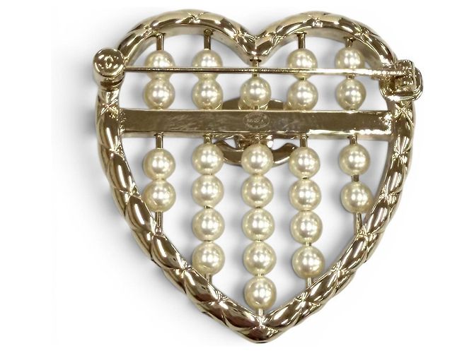 Spilla Coco Mark Matelassé Heart di CHANEL Bianco D'oro - vista 3