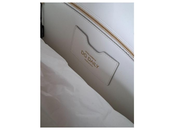 Dolce & Gabbana Borsa Tote DG Daily in Pelle Nero Bianco Grigio - vista 11