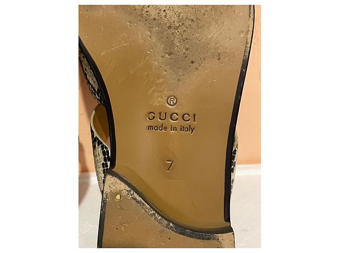 Sandálias Gucci couro efeito pitão Impressão em python Gold hardware - vista 18