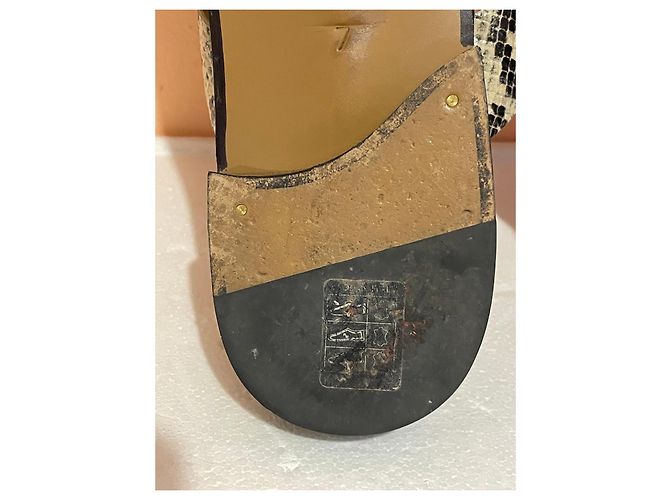 Sandálias Gucci couro efeito pitão Impressão em python Gold hardware - vista 19