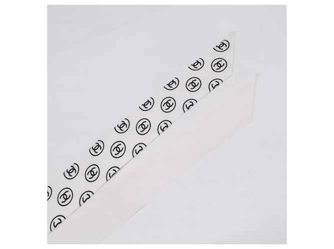 Foulard per capelli in seta CHANEL Coco Mark Bianco - vista 4