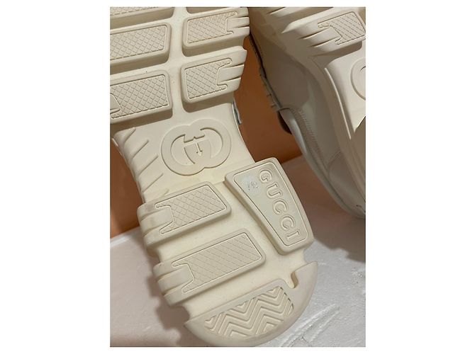 Mocassini Gucci Horsebit in pelle bianca Bianco - vista 10
