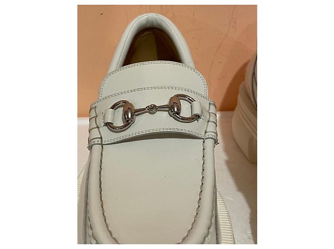 Mocassini Gucci Horsebit in pelle bianca Bianco - vista 5