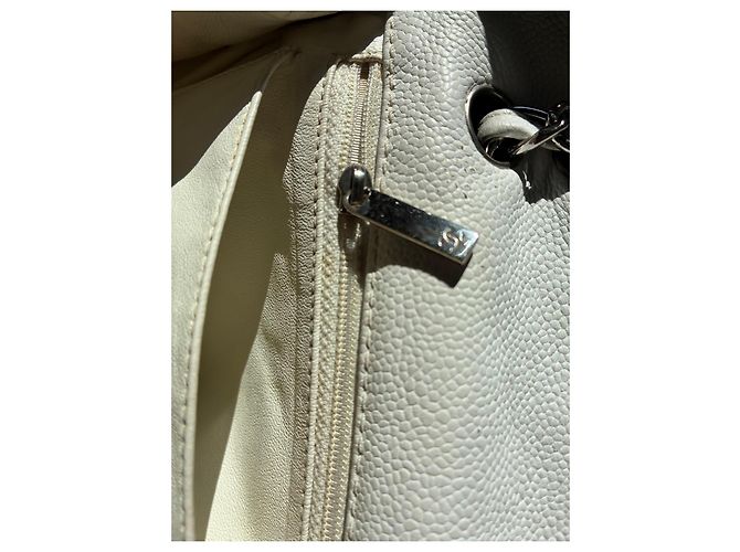 Timeless Borsa Chanel Classic in pelle caviar bianca Bianco - vista 8