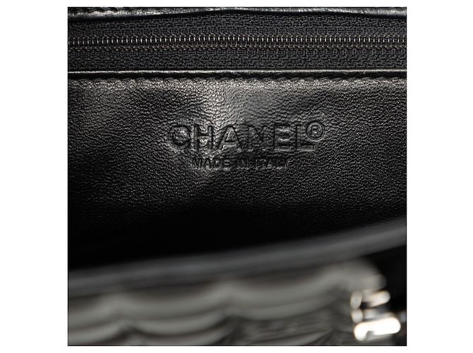 Tote Chanel Black CC Chocolate Bar Patent Nero - vista 5