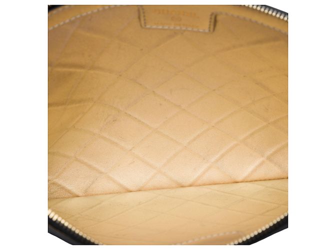 Pochette con zip in pelle di vitello trapuntata nera Large di Chanel Nero - vista 4