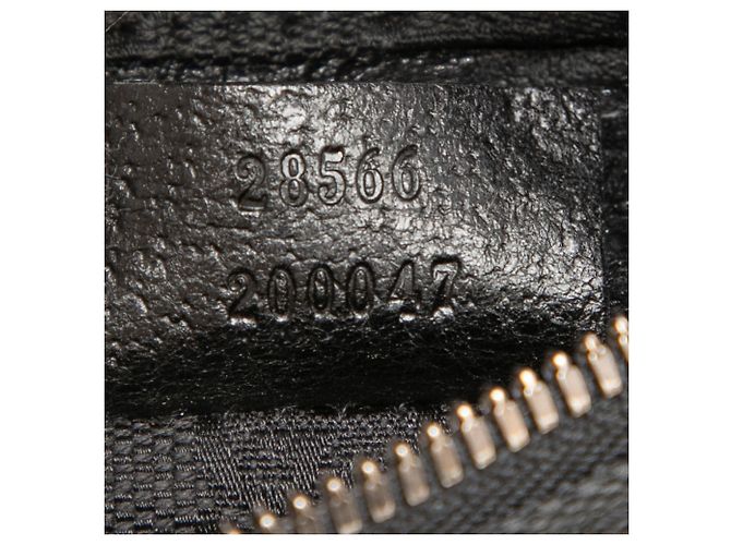 Gucci Gürteltasche aus schwarzem GG-Canvas mit Doppelformat - Ansicht 6