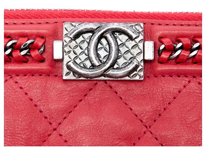 Clutch Chanel Red Medium Quilted Lambskin Chain Boy O Case Rosso - vista 5