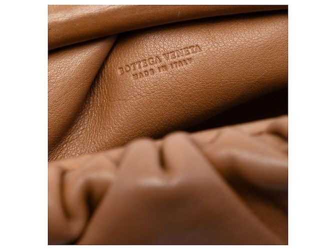 Bottega Veneta Mini Pouch in pelle di agnello marrone - vista 5