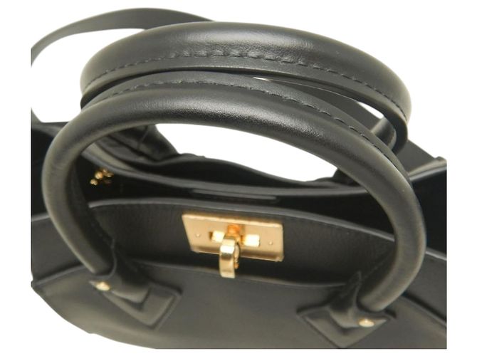 Twist Louis Vuitton Black Monogram On My Side PM Nero - vista 16