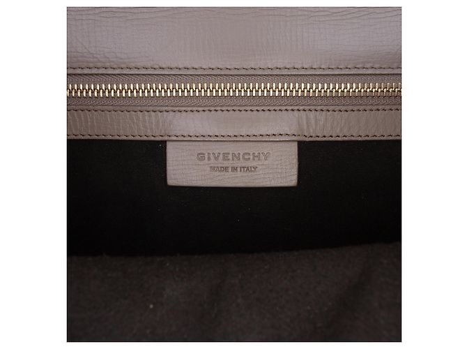 Givenchy Pandora Box Crossbody em couro de bezerro de grão médio marrom Taupe - vista 5