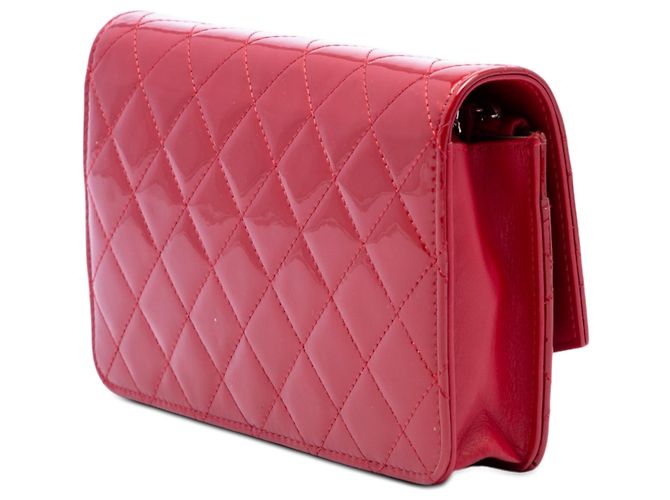 Chanel Red CC gesteppte Patentleder Wallet On Chain Rot - Ansicht 2