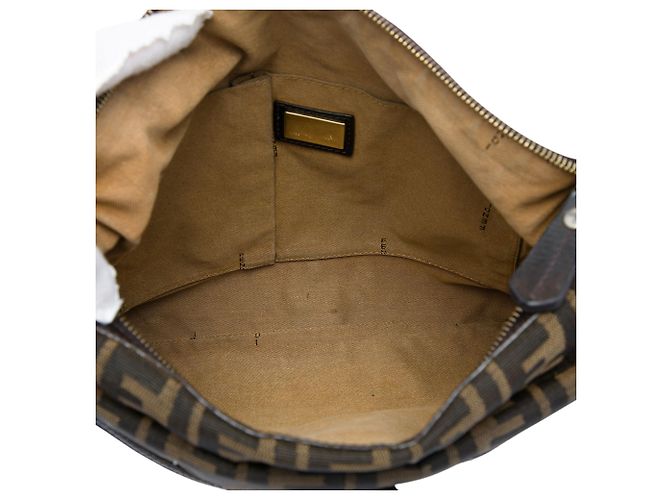 Fendi Marrone Zucca Canvas Chef Zip Crossbody - vista 4