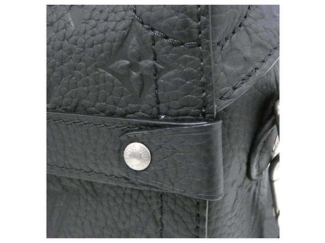 Borsa Louis Vuitton Taurillon Monogram Nero - vista 5