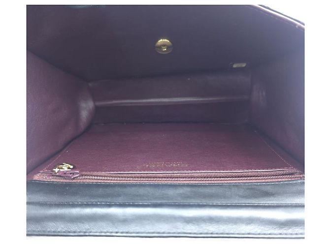 Chanel Vintage Classic gesteppte Lammfell Schultertasche und Umhängetasche mit Einzelflip Schwarz - Ansicht 20