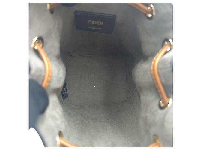 Fendi Mon Tresor Mini Bucket Bag Braun - Ansicht 9