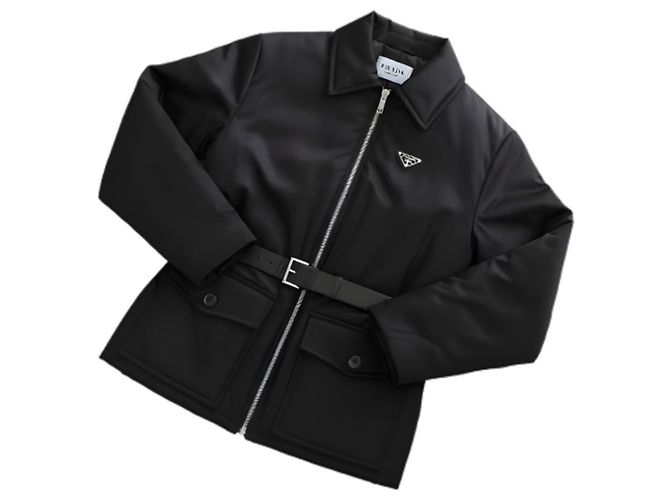 Prada Giacca in nylon con piumino d'oca e cintura Nero - vista 6