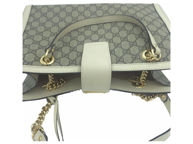 Gucci Borsa a tracolla con catena medium Padlock GG Supreme Canvas Tote Bag Bianco - vista 20