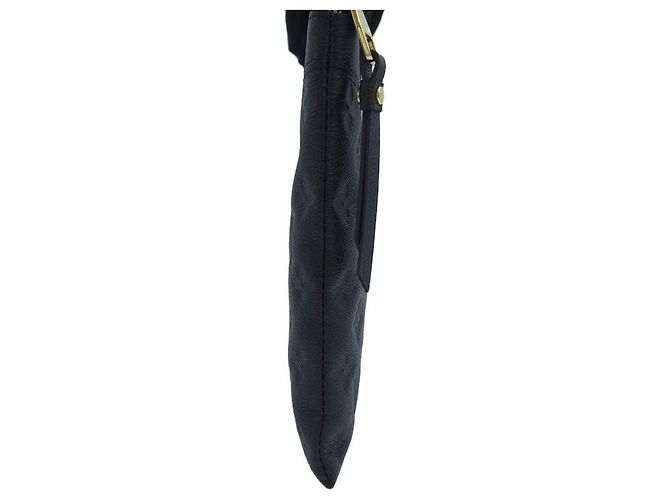 Louis Vuitton Clutch Daily in pelle Monogram Empreinte Nero - vista 3