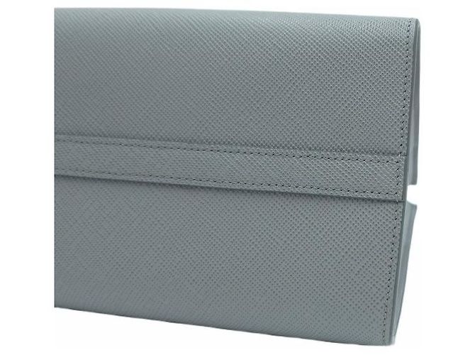 Prada Piccola borsa tote e a tracolla in pelle Saffiano monocromatica Sky Blue - vista 17