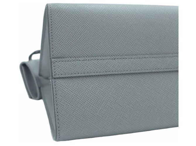 Prada Piccola borsa tote e a tracolla in pelle Saffiano monocromatica Sky Blue - vista 6