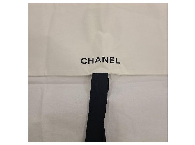 Chanel Suéter de malha de tweed com gola redonda Vermelho - vista 9