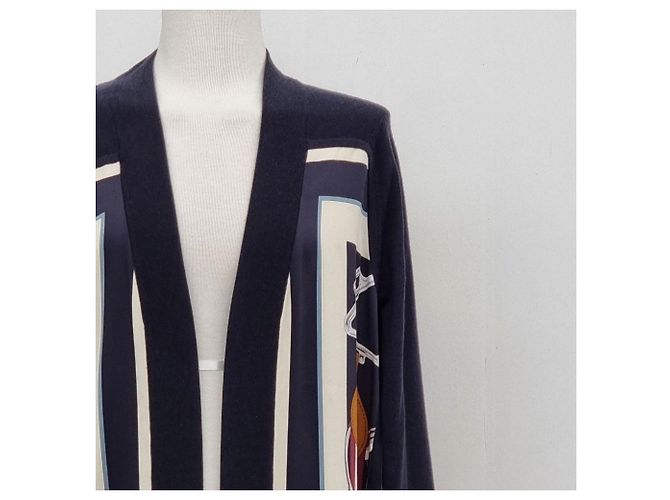 Hermès Langer Cardigan mit Seiden-Kaschmir-Besatz Schwarz - vue 5