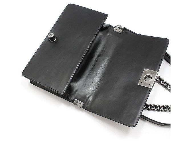 Chanel Black Leather Boy Bag Medium Shoulder Bag - view 10