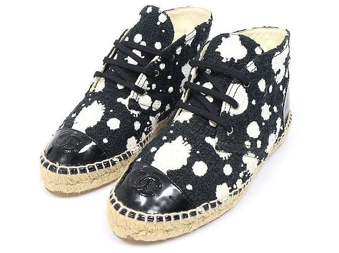 Chanel Espadrillas da donna in tweed nero verniciato con logo CC - vista 2